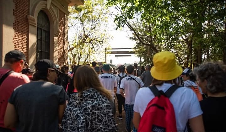 Turismos, comunidad y solidaridad: exitosa Caminata Solidaria.